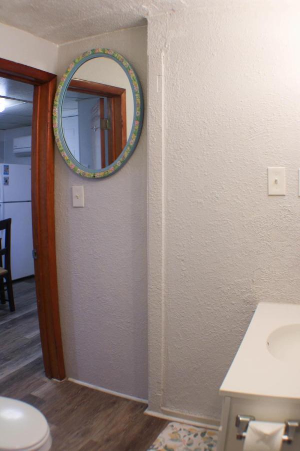 California Ave - 2 Bedroom - Home Away From Home! Pittsburgh Exterior photo